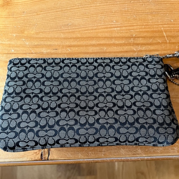 3 Coach wristlets for sale as bundle - Picture 6 of 13